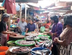 Onan Baru Pangururan Jadi Simbol Ekonomi Rakyat, Ketua TP PKK Samosir Kennauli Sinaga Ajak Warga Meramaikan