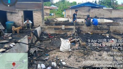 Kobaran Api Lahap Empat Rumah Warga Dalam Satu Jam Di Dolok Pardamean, Polsek Bergerak Cepat Tangani Musibah dan Selidiki Penyebab
