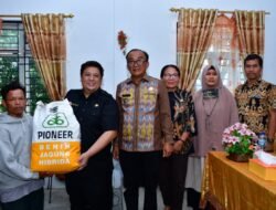 Pemkab Samosir Salurkan Bibit Jagung untuk 50 Hektare, Bupati: Jangan Dijual, Manfaatkan Maksimal