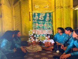 Ny.Kennauli Ariston Tua Sidauruk,Ketua TP PKK Samosir Kunjungi Anak Korban KDRT di Simanindo, Tegaskan Perlindungan Anak Prioritas