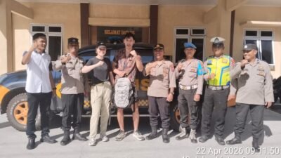 “Terima Kasih, Polisi Indonesia Luar Biasa!” – Turis Belanda Joas Mardiono Puji Polsek Girsang Sipangan Bolon Usai Paspor dan Barang Berharga Berhasil Dikembalikan