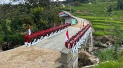 Kini, Pembangunan Jembatan “Bungkuk” di Panggugunan Pakkat Rampung