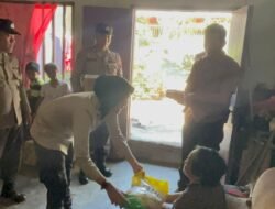 Polri Peduli, Kapolsek Siantar Selatan Berikan Bansos kepada Warga Penyandang Disabilitas