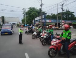 Sat Lantas Polres Pematang Siantar Laksanakan Binluh dan Dikmas Lantas kepada Pengendara Gojek