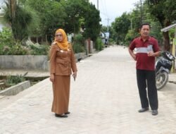 Camat Dolok Batu Nanggar Tinjau Pembangunan Jalan Paving Block Dana Desa di Nagori Dolok Mainu dan Dolok Tenera