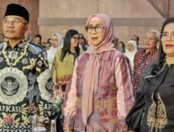 Dukung Lahirnya Perempuan Muda Berprestasi, Bupati Simalungun dan Ketua TP PKK Hadiri Grand Final Putri Otonomi Indonesia 2026