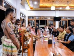Bupati Samosir Jamu Wagub Papua Selatan, Rajut Kolaborasi Budaya dari Samosir untuk Indonesia