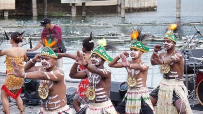 Komunitas Seni Budaya Nasional Papua Selatan Tampil di Samosir, Ribuan Penonton Terpukau, Jadi Simbol Kolaborasi dari Timur ke Barat Indonesia