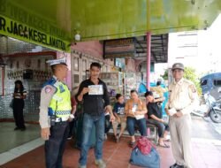 Sat Lantas Polres Pematang siantar Sosialisasi Tertib Berlalu Lintas kepada Pengemudi dan Mandor Bus