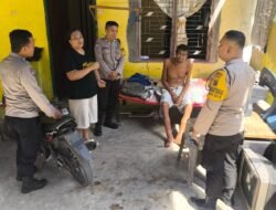 Polsek Siantar Martoba Bantu Warga yang Sakit Berobat ke Puskesmas