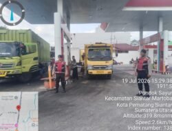 Pastikan Pengisian BBM di SPBU Aman Sat Samapta Polres Pematang Siantar laksanakan pengamanan