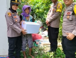 Jumat Berkah, Polsek Siantar Utara Berikan Bansos Kepada Warga Membutuhkan