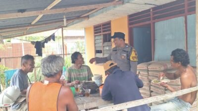 Polsek Siantar Marihat Sambangi Pekerja Proyek Pembangunan Drainase