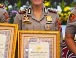 Kapolres Pematang siantar Terima Piagam Penghargaan Pelayanan Prima Kategori A dari Kapolri