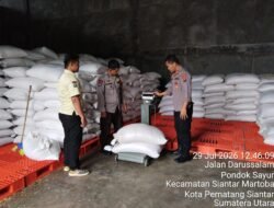 Kapolsek Siantar Timur Kawal Penjualan 10 Ton Jagung ke Bulog, Bukti Nyata Dukung Ketahanan Pangan