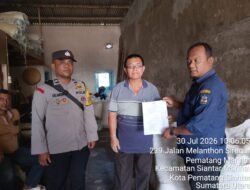 Polsek Siantar Marihat dan Lurah Bagikan Surat Edaran Walikota Pematangsianțar Kepada Masyarakat
