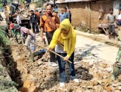 Semangat Kebersamaan Saling Membantu, Pemkab Simalungun Bersama TNI, Polri, Ormas dan Warga Gotong Royong Pulihkan Serbelawan