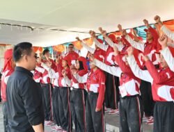 Bupati Humbahas Berikan Motivasi Kepada Paskibraka