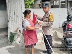 Semarakkan HUT Kemerdekaan RI Ke 81, Kapolsek Siantar Marihat Berikan Bendera Merah Putih kepada Warga Binaan