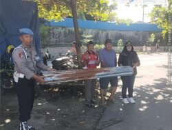 Polsek Siantar Martoba Gotong Royong Bersama Lurah dan Masyarakat