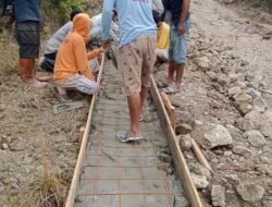 Warga Sihusapi Samosir Talangi Jalan Provinsi Rp75 Juta, Menanti Perhatian Bobby Nasution
