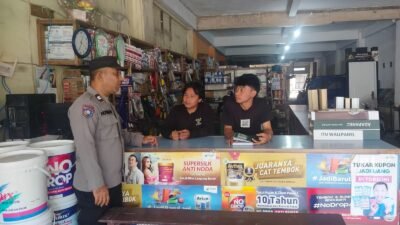 Polsek Siantar Utara Sampaikan himbauan Kamtibmas, kepada Pekerja Toko