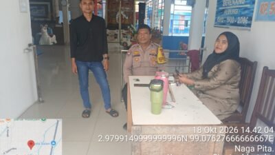Cegah Kejahatan, Bhabinkamtibmas Polsek Siantar Martoba Sambang di Kolam Renang