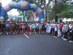 Kapolres Pematang Siantar Bersama Ketua Bhayangkari Cabang Hadiri Fun Run dan Car Free Day KNPI 