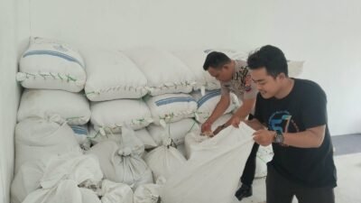 Polres Pematang Siantar Serahkan 12 Ton Jagung ke Bulog Cabang Dukung Ketapang